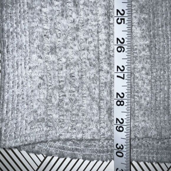 Umgee Ribbed Skirt Size Small‎ Gray Pull On High Waist Side Slit - Picture 4 of 6